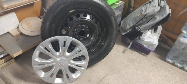Suzuki Vitara télikerekset