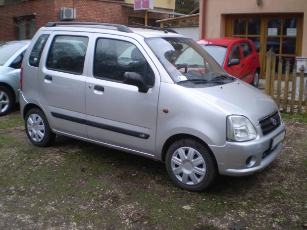 Suzuki Wagon R+ 1.3 GLX �jabb modell Magyarorsz�gi