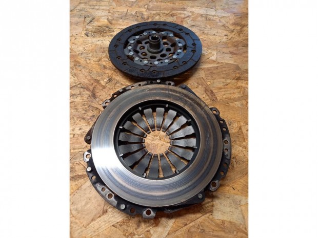 Suzuki Wagon R (2000-2007) 1.3 Diesel Kuplung T�rcsa Szerkezettel