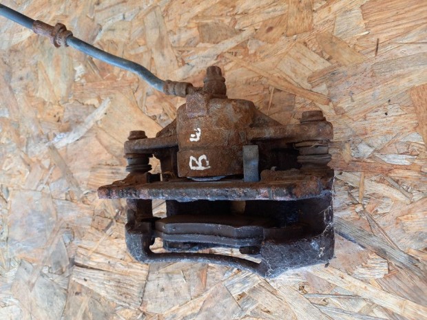 Suzuki Wagon R (2000-2007) Bal Els� F�knyereg