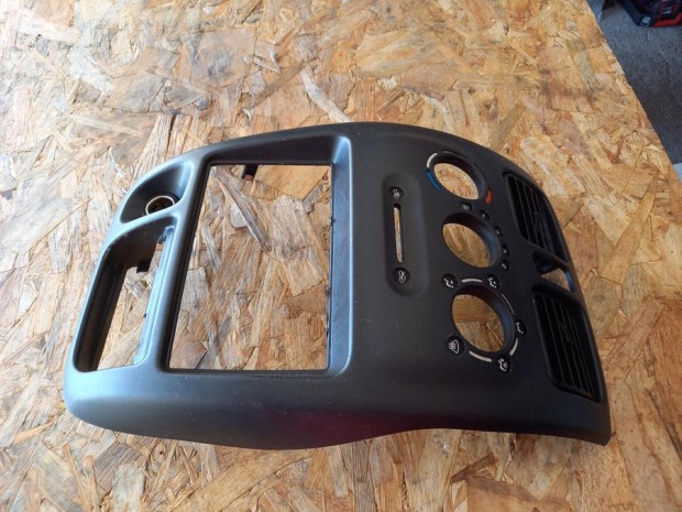 Suzuki Wagon R (2000-2007) R�di� Keret