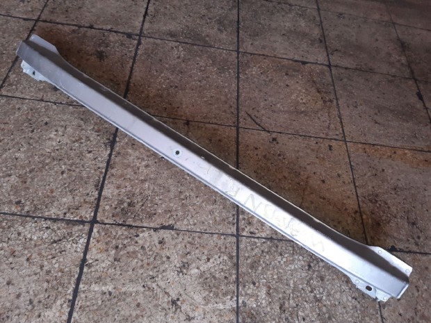 Suzuki Wagon R+ 98-10 Hátsó Lökhárító Merevítő