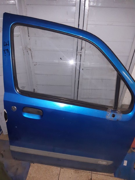 Suzuki Wagon R+ 98-10 Jobb Els Ajt