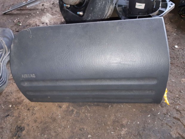 Suzuki Wagon R+ 98-10 Utasoldali L�gzs�k