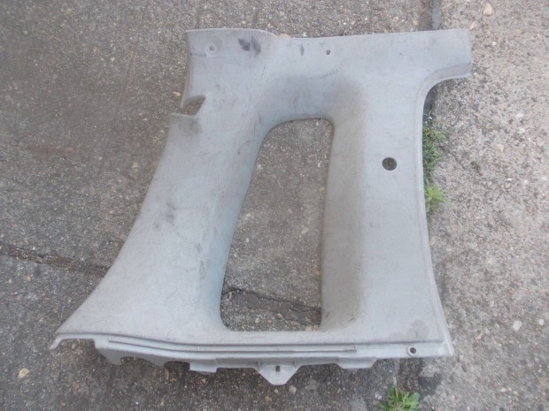 Suzuki Wagon R+ magyar bal hátsó fix üveg burkolat 2000-2007