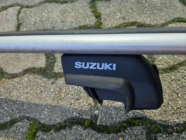 Suzuki Yt Scross gyári kereszttartó