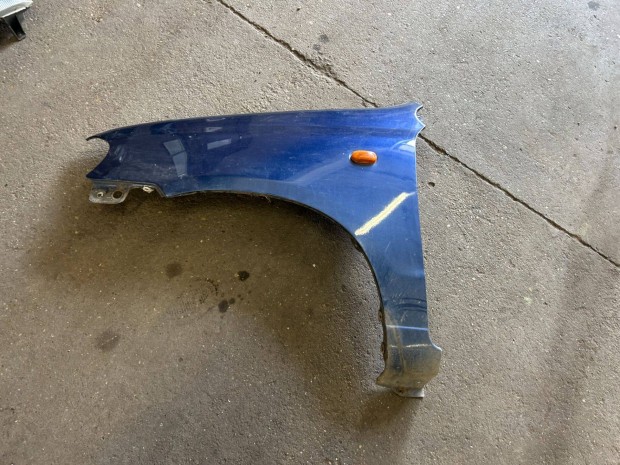 Suzuki alt� jobb els� s�rv�d�