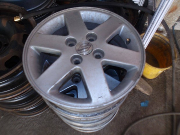 Suzuki alufelni 14"