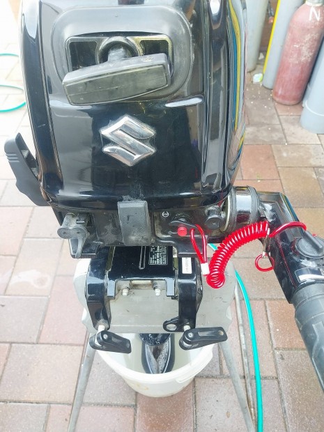 Suzuki df 6 cs�nak motor 