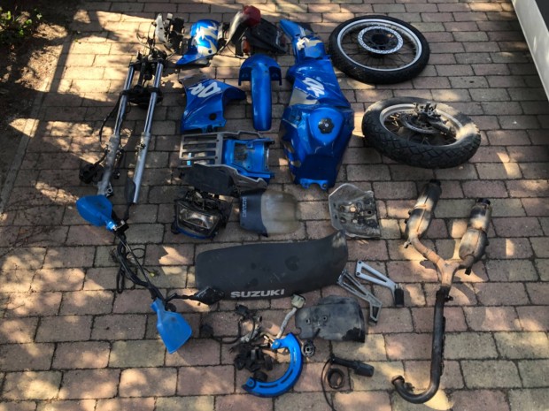 Suzuki dr 650 alkatrészek
