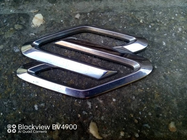 Suzuki emblma logo
