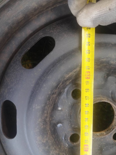 Suzuki felnik j llapot tli gumival