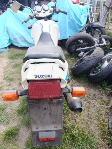 Suzuki gs 500