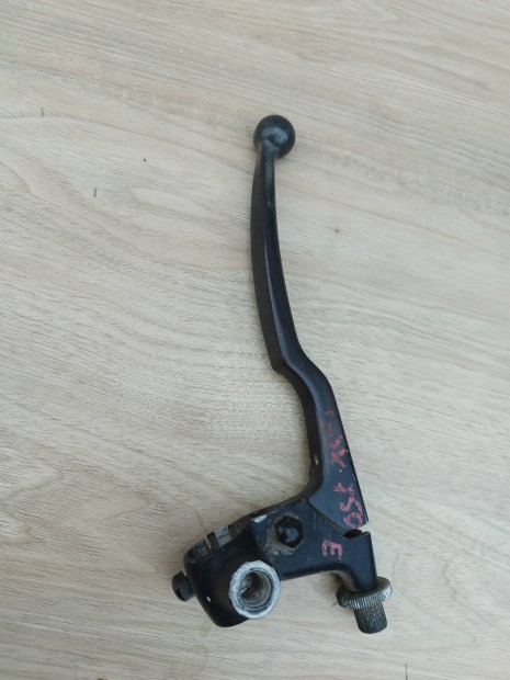 Suzuki gsx750e kuplung kar