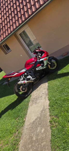 Suzuki gsxr 600 k5