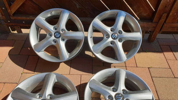 Suzuki gyári alufelni 16" col , új tpms szelepekkel