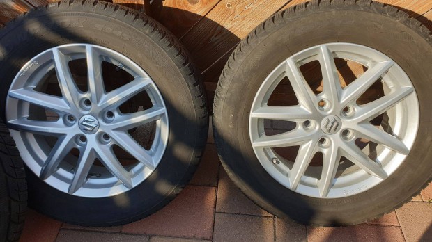 Suzuki gyári alufelni 215/60 R16 téli Toyo, tpms szenzor