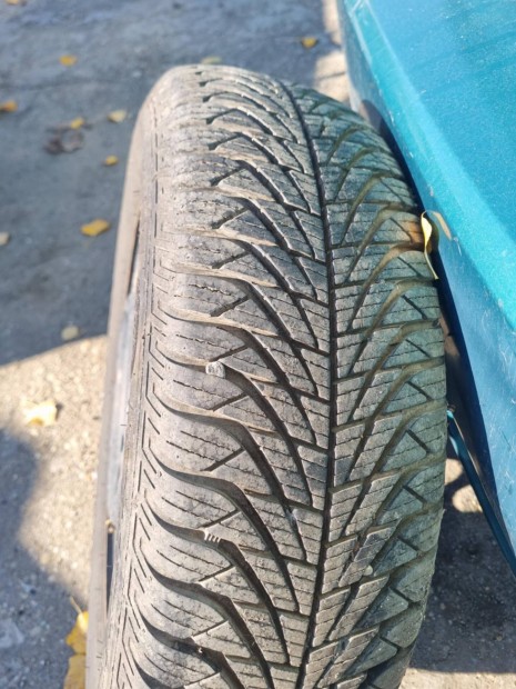 Suzuki ignis Fulda 185/70r14 tli gumi lemez felnivel elad