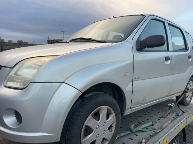 Suzuki ignis ezst els srvd elad