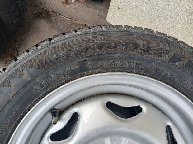 Suzuki kerekek téli gumival.