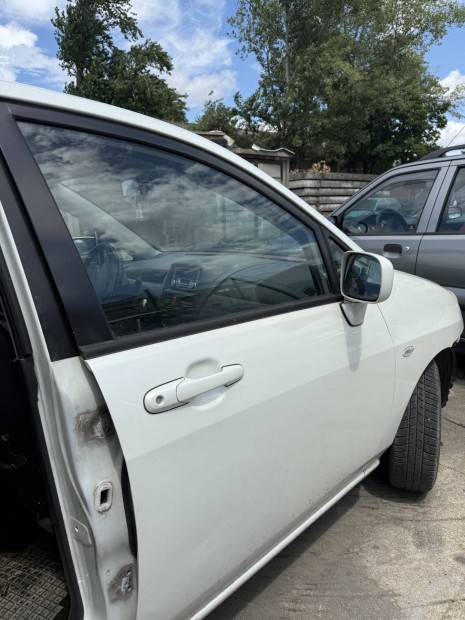 Suzuki liana jobb els ajt