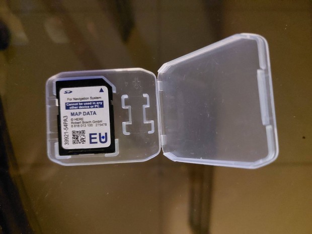 Suzuki navig�ci�s SD k�rtya
