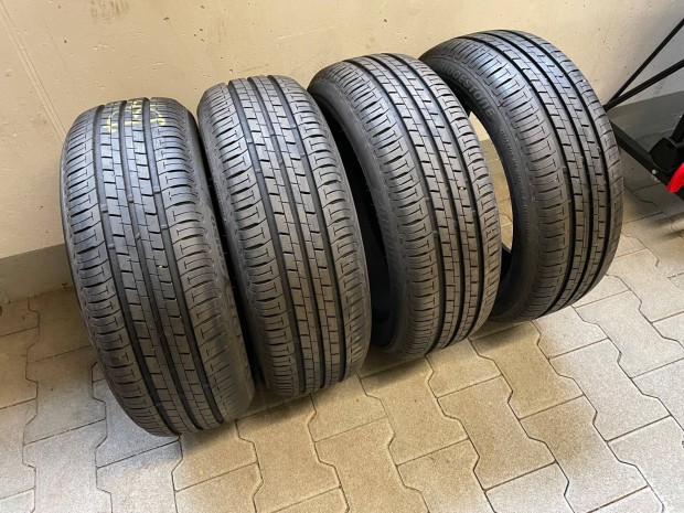 Suzuki nyári gumi eladó 185/55R16