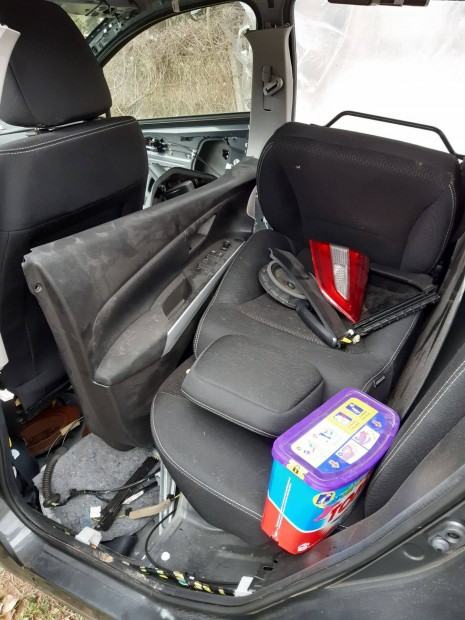 Suzuki s cross alkatrszek