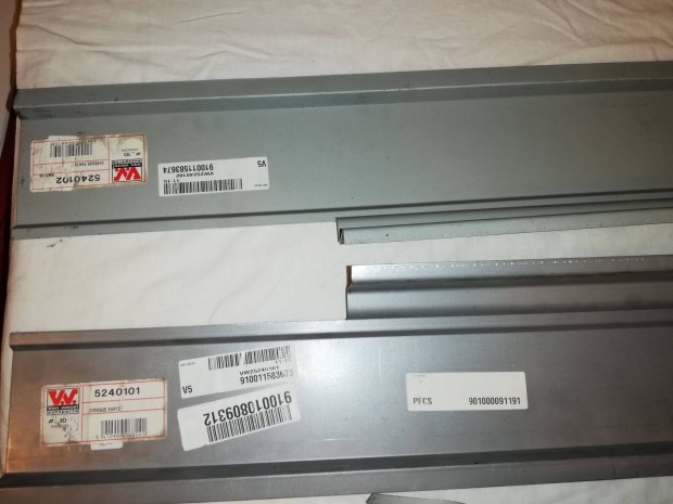 Suzuki samurai alkatr�szek