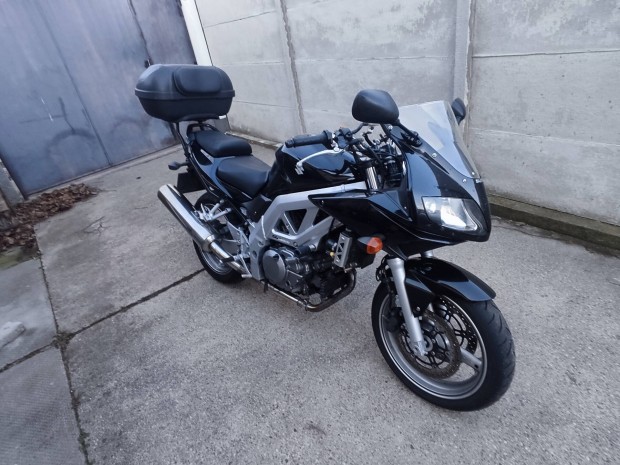 Suzuki sv650s