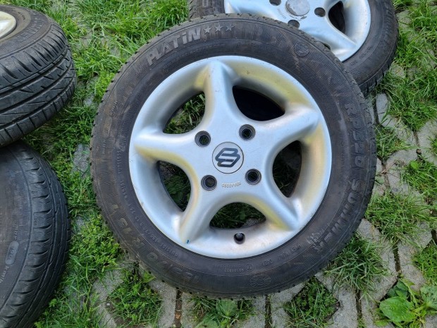 Suzuki swift 13 alukerekek nyári gumival eladó dotszám 2021.
