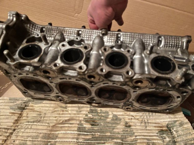 Suzuki swift 1.3 hengerfej