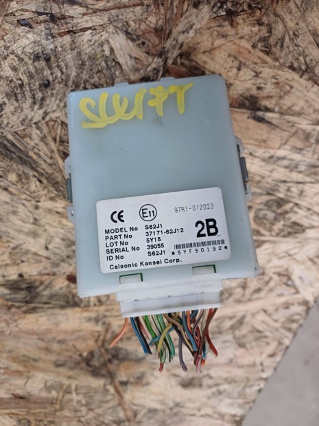 Suzuki swift 2004-2010ig Komfort Elektronika 3717162J12