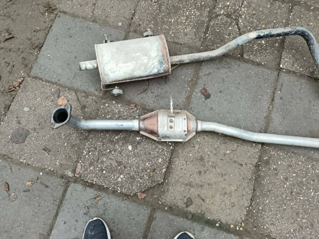 Suzuki swift alkatr�sz