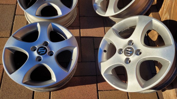 Suzuki swift gyári alufelni szett 15" col tip-top