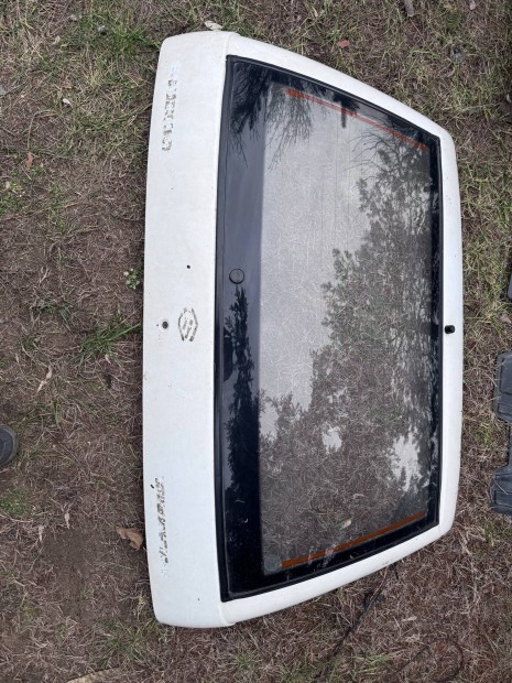 Suzuki swift hátsó ajto