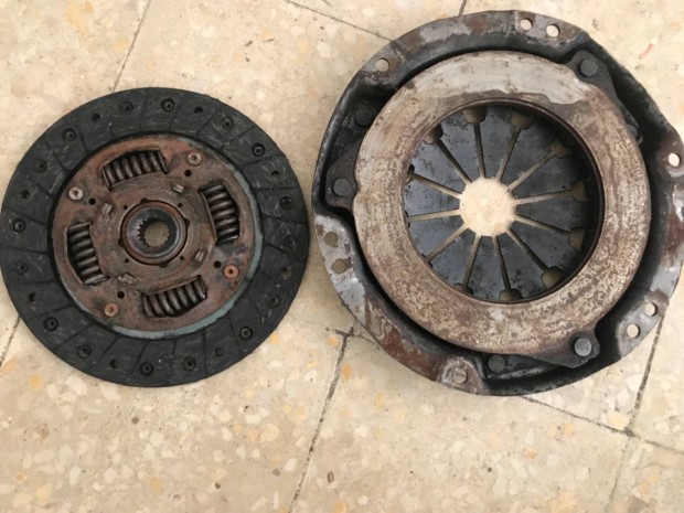 Suzuki swift kuplungt�rca