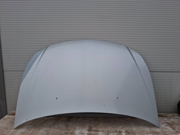 Suzuki sx4 2006-t�l gy�ri bontott motorh�ztet�