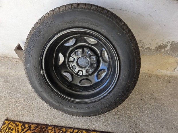 Suzuki tligumi+felni.