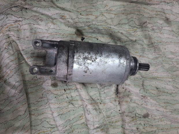 Suzuki uh Burgman Epicuro,  Sixteen nindt