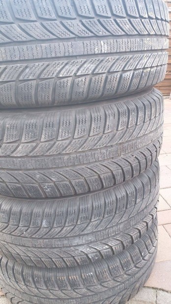 Suzuki vitara 215/60 R16 tli szett j tpms