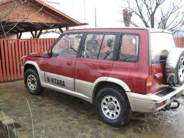 Suzuki vitara elad