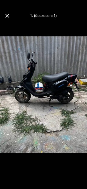 Suzukiblokkos robogo