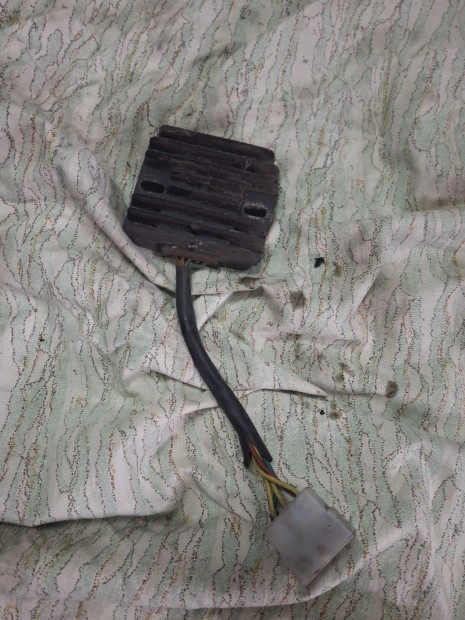 Suzukit Burgman Drz Epicuro feszltsgszablyz