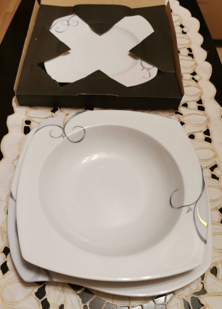 Sv�d porcel�n 3 db-s t�ny�rk�szlet elad�!d��