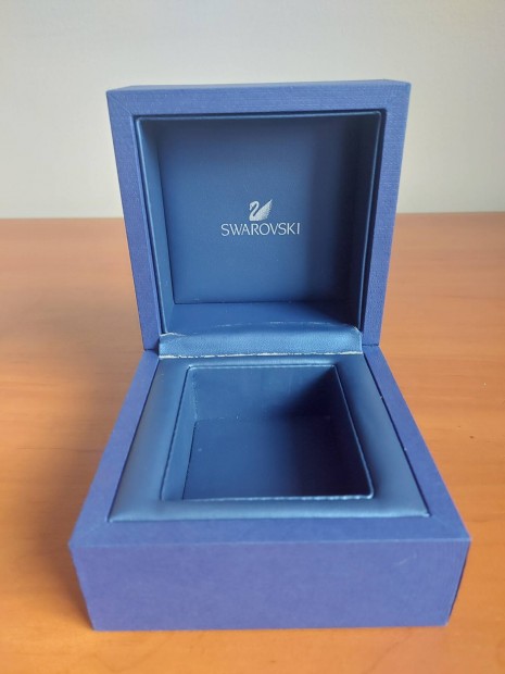 Swarovski doboz