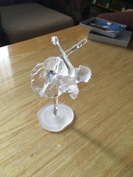 Swarovski kristly balerina figura