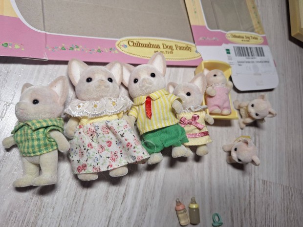 Sylvanian 7 tag csivava csald