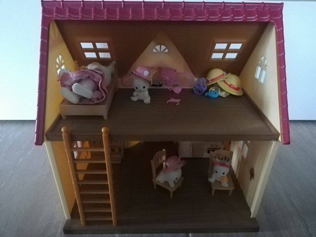 Sylvanian hz, kiegsztkel