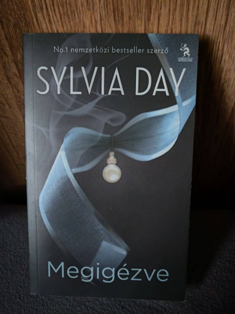 Sylvia Day: Megigzve